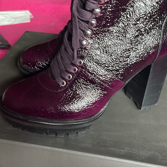 BN Vince Camuto Ermania boots size 8 - Picture 3 of 9